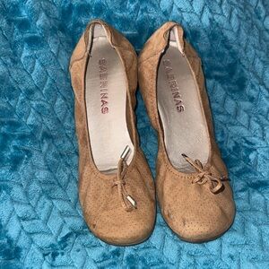 Sabrina’s Eneka Women's Tan Ballet Wedges - 39